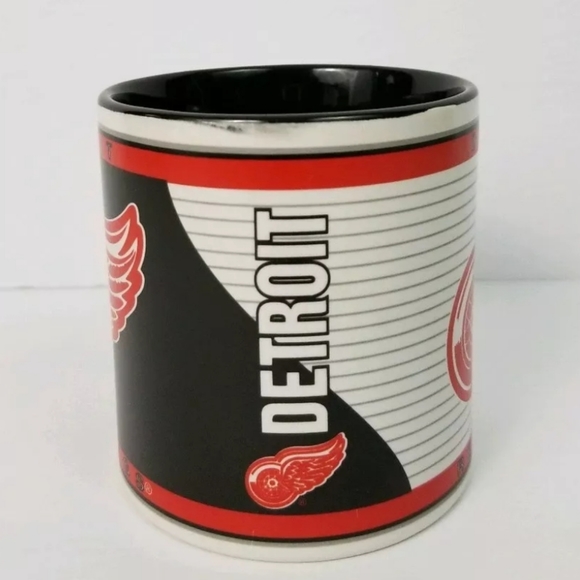 Detroit Red Wings Collectible Mug #2921-37 1994 - Picture 3 of 11